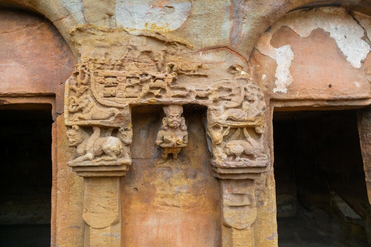 Las colinas de Udaygiri y Khandagiri ubicadas en las afueras de Bhubaneswar Odisha