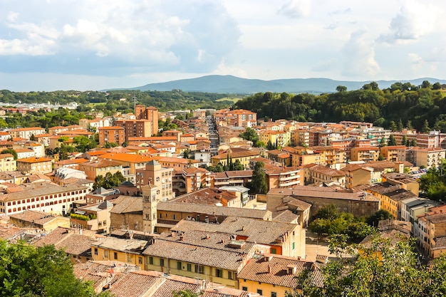 Colle di Val d'Elsa, Itália Bela arquitetura de Colle di Val d'Elsa, pequena cidade na província de Siena, Toscana