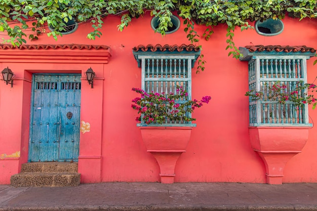 Colombia Cartagena ciudad amurallada Cuidad Amurrallada y coloridos edificios en el centro histórico de la ciudad