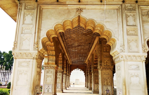 Colonnada en el diwan-i-khas