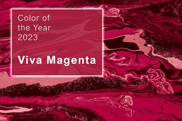 Color Viva Magenta del año 2023 Muestra de color de moda Hermosa superficie tonificada con efecto mármol