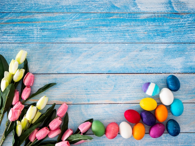 Colorear y decorar huevos de pascua