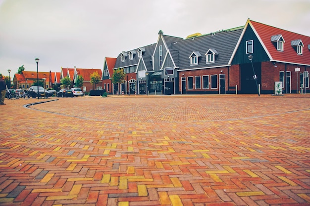 Colorida plaza Volendam