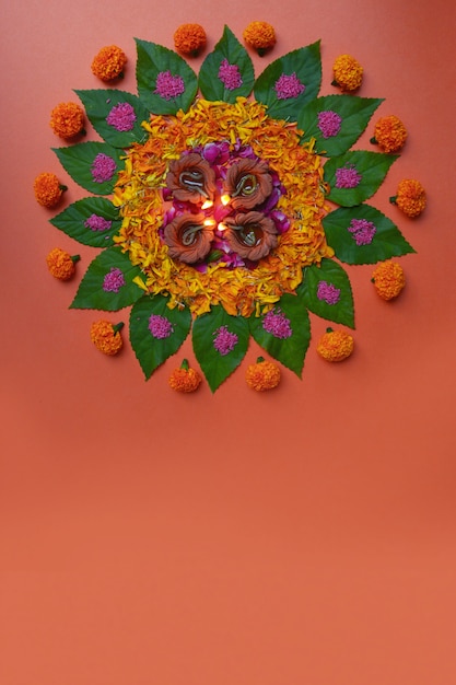 Foto colorido diwali rangoli fondo