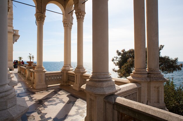 Colunas, Castelo de Miramare em Trieste