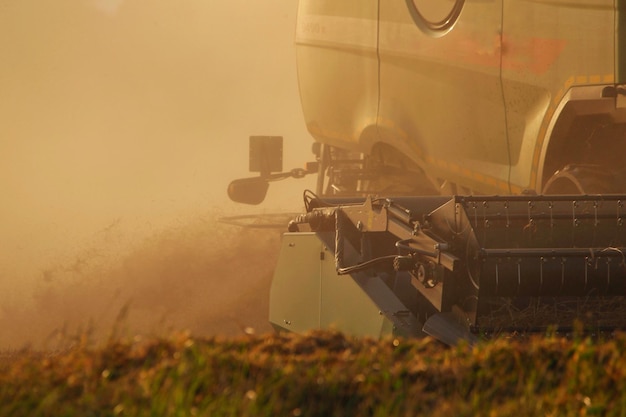 Foto comboio em trilho ferroviário