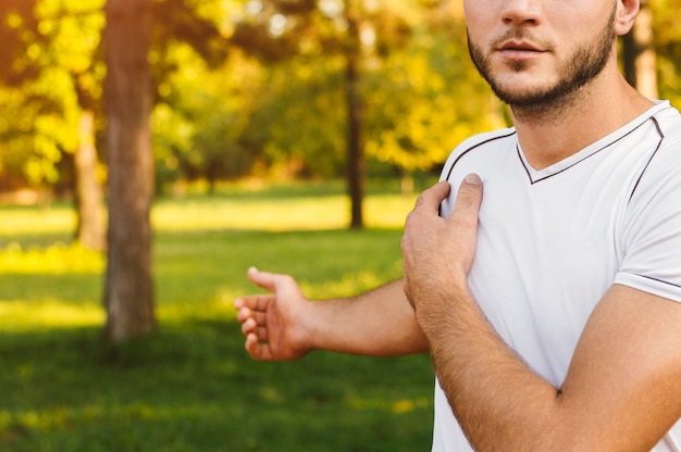 Começando dia com o exercício no parque