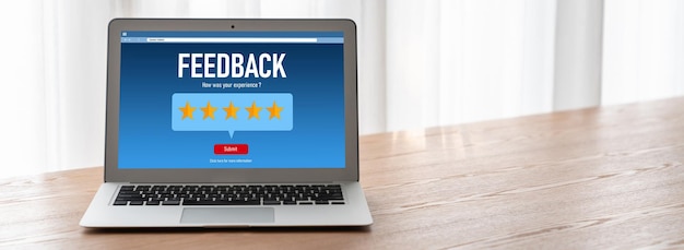 Comentarios de los clientes y análisis de reseñas mediante software informático moderno.