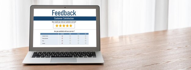 Comentarios de los clientes y análisis de reseñas mediante software informático moderno.