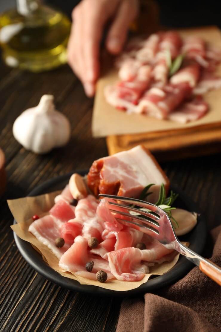 Comida de carne y comida sabrosa concepto delicioso tocino