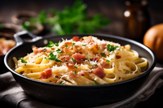 Comida de carne, pasta, salsa italiana, carbonara, tocino, espagueti, queso y comida generativa con IA