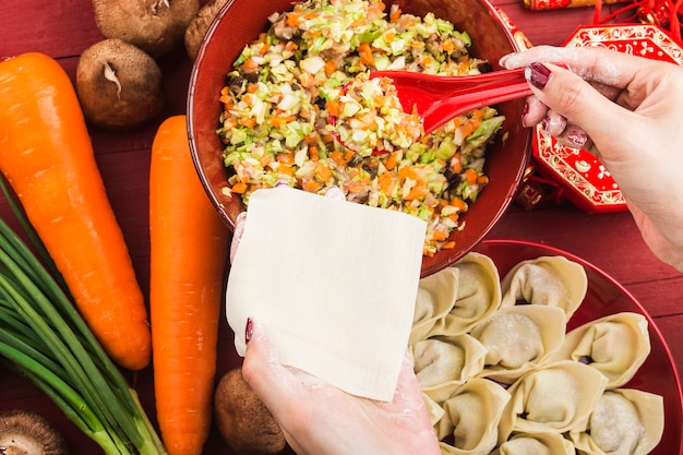 Comida china: bolas de masa para las fiestas tradicionales chinas