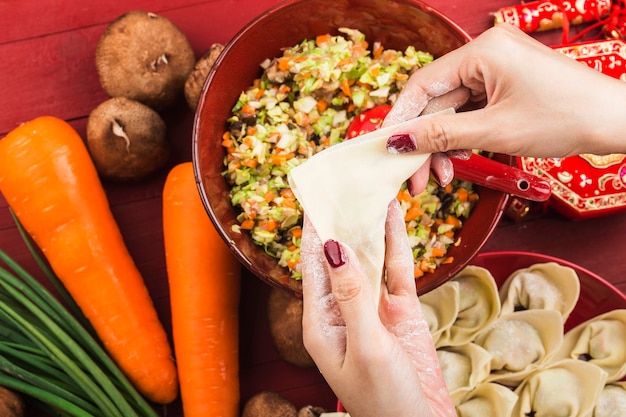 Comida chinesa: bolinhos para os feriados chineses tradicionais