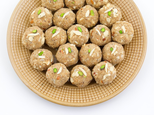 Comida doce tradicional indiana urad dal laddu