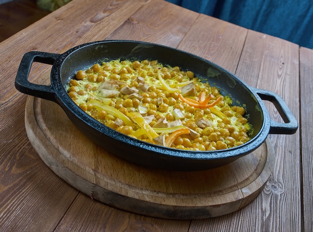 Comida indiana Korma de grão de bico de coco