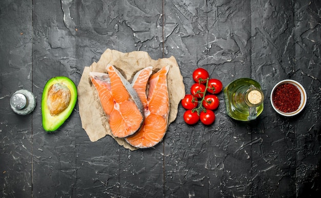 Comida sana Salmón con comida orgánica