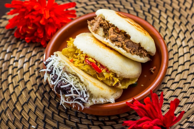 Foto comida típica venezolana, arepa