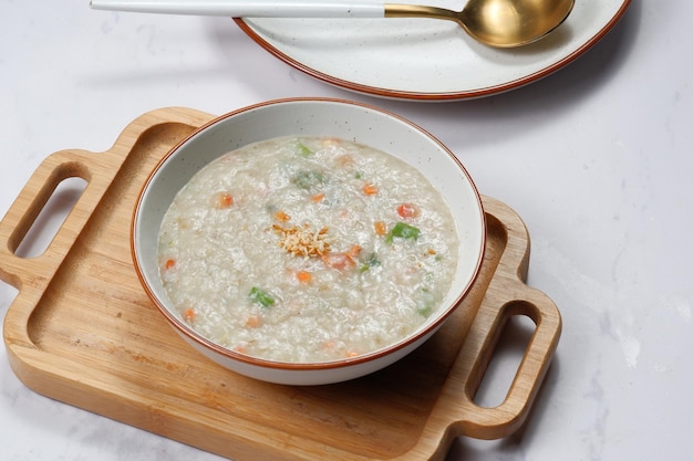 comida tradicional coreana - Gachas de verduras hechas hirviendo verduras y arroz