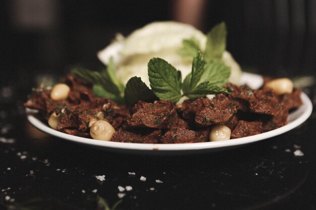 Foto comida turca, cigkofte, bistec a la turca o chee kofta