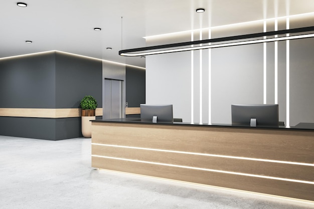 Cómoda sala de oficinas con recepción de madera y ascensor