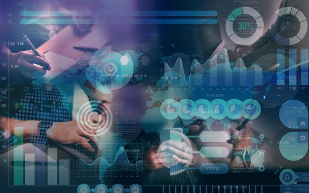 Compartir ideas en equipo Empresarios Analizar estrategias de marketing con grandes datos