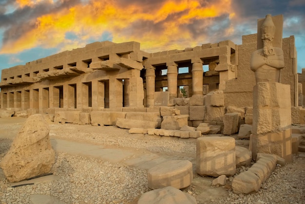 Complejo de templos de Karnak Cielo muy hermoso Luxor Egipto África