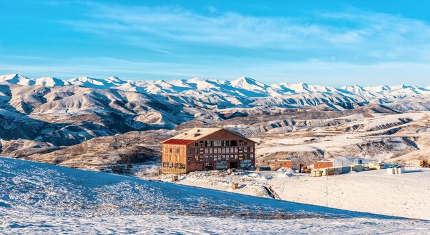 Un complejo turístico en construcción en el pueblo de Kubachi en Dagestán