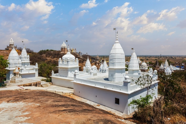 Complexo de templos de Sonagiri Jain - importante local religioso e de peregrinação, estado de Madhya Pradesh, Índia