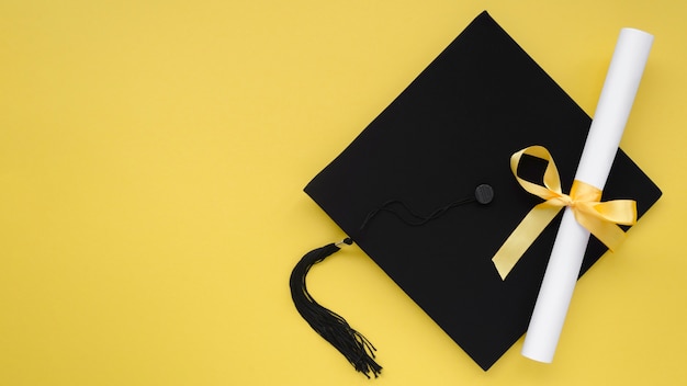 Composição festiva de formatura com limite acadêmico