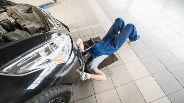 Foto composição mecânica moderna de automóveis