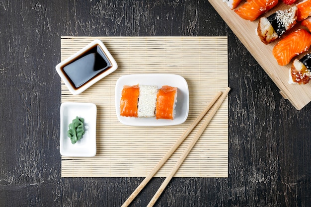 Foto composição plana de prato tradicional japonês