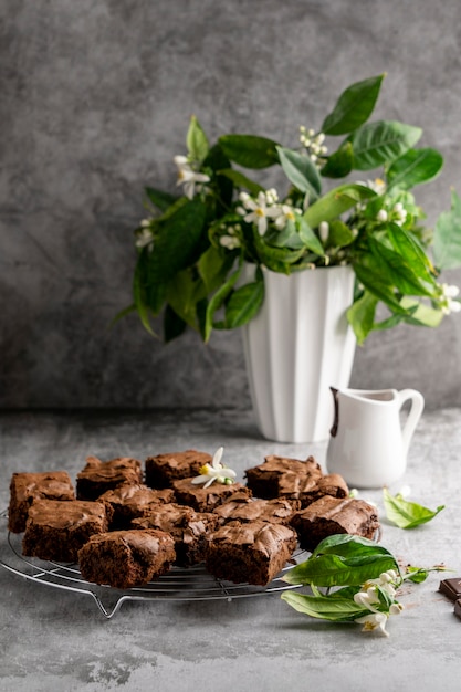 Foto composición de delicioso postre casero.