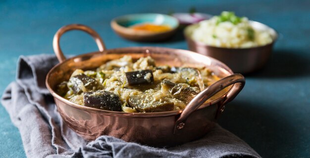 Foto composición de diferentes alimentos de pakistán.