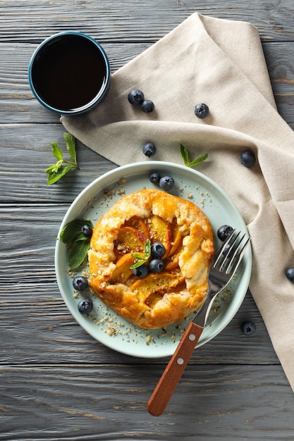 Composición de galette de frutas para la vista superior del concepto de comida sabrosa