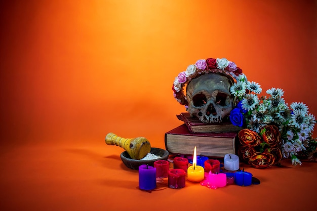 Composición para Halloween o Día de Muertos. con espacio para insertar texto