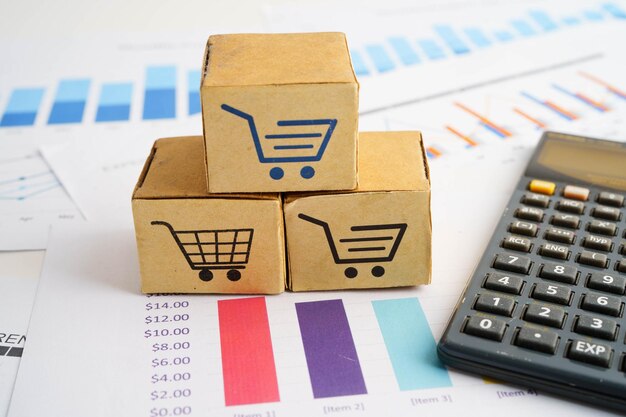 Compras en línea Caja de carrito de compras en calculadora importación exportación finanzas comercio