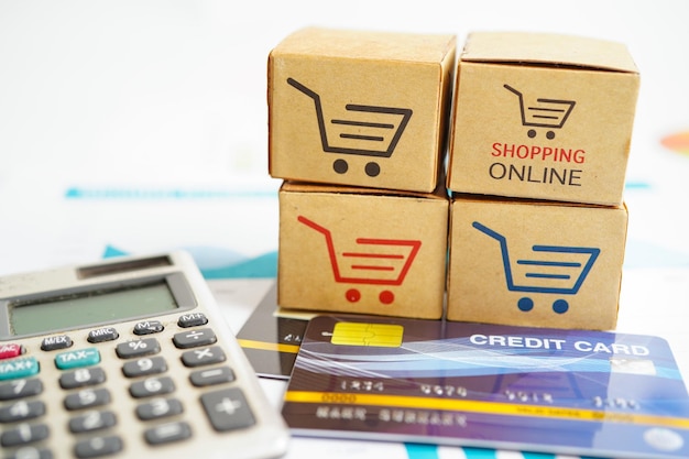 Compras en línea Caja de carrito de compras con tarjeta de crédito importación exportación finanzas comercio
