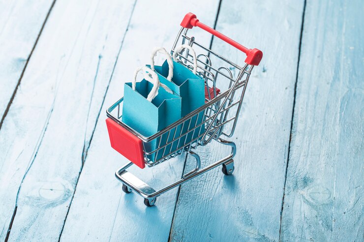 Foto compras en línea en casa concept.online shopping es una forma de comercio electrónico que permite a los consumidores comprar directamente productos de un vendedor por internet