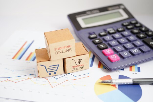 Compras en línea Cuadro de carrito de compras en el gráfico de negocios comercio de finanzas de importación y exportación