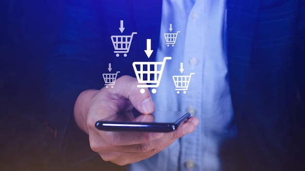 Compras en línea Utilizando teléfonos inteligentes compras en línea carrito de compras e iconos comerciales con entrega de negocios virtuales compras de comercio electrónico en Internet ofrece entrega a domicilio