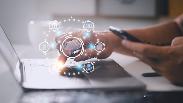 La computación en nube es un tipo de tecnología que le permite almacenar almacenamiento de información concepto de red y servicio de Internet