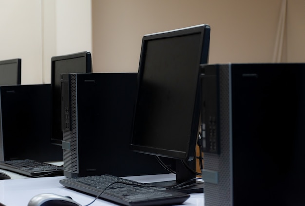 Computador em sala de aula