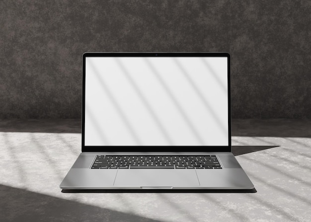 Computador portátil ou notebook com ecrã em branco isolado