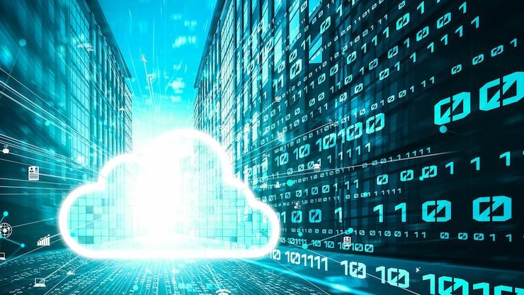Foto computadora en la nube y almacenamiento de datos en línea con software de intercambio inteligente tácito