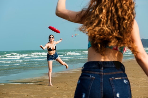 Conceito da unidade das férias das férias de verão da praia das meninas