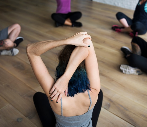 Conceito de aula de exercício de prática de ioga
