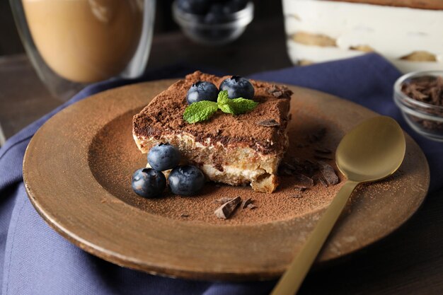 Conceito de bolo de tiramisu de comida doce close-up