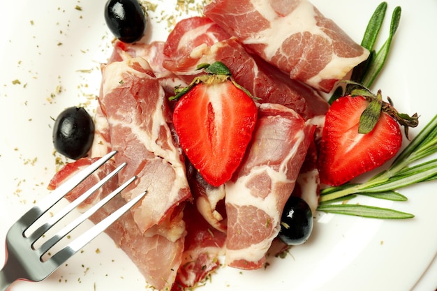 Conceito de comida deliciosa com jamon close-up