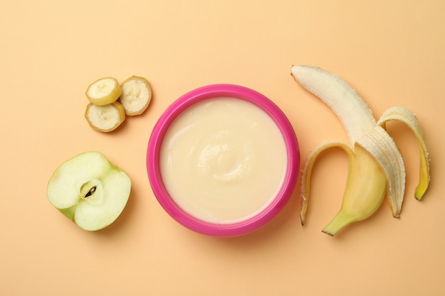 Conceito de comida saborosa para bebé ou nutrição