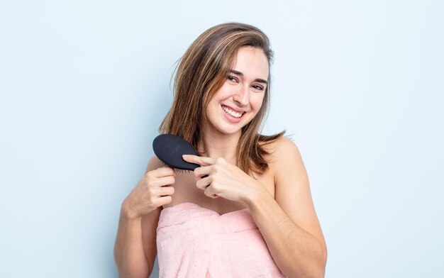 Conceito de cuidados com o cabelo de mulher bonita